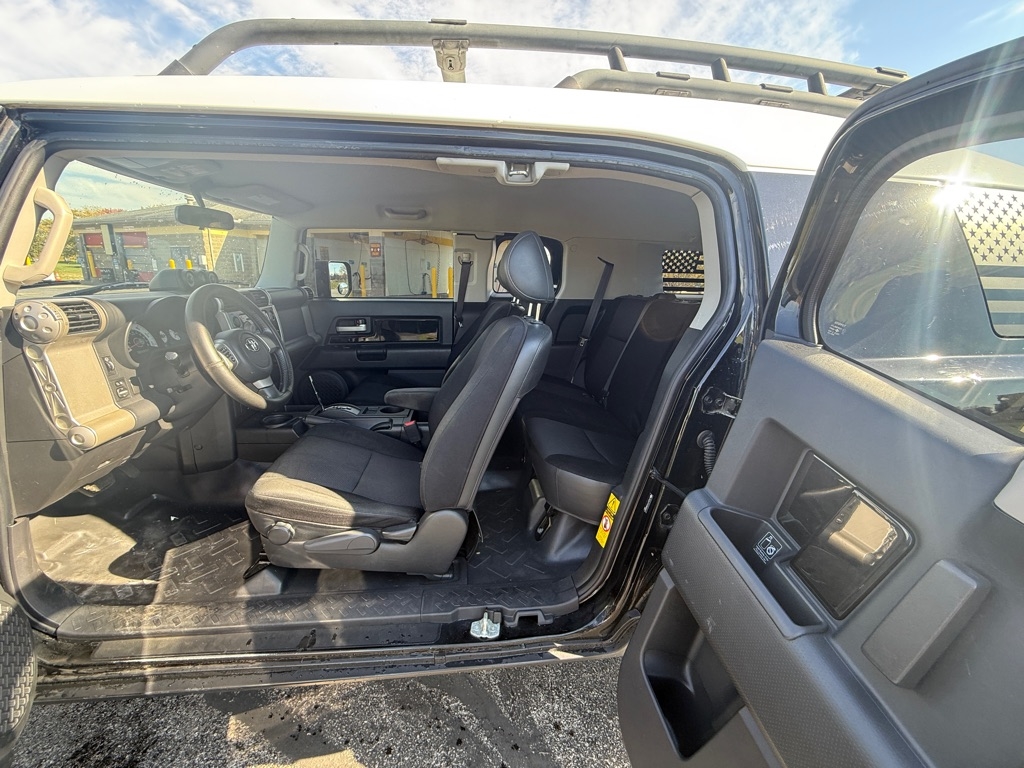 Toyota FJ Cruiser 2WD 4dr Auto (Natl) 2007