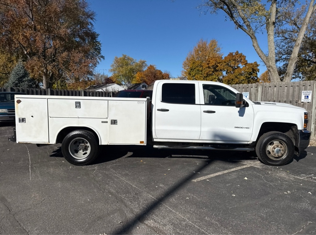 2017 Chevrolet Silverado 3500HD 4WD Crew Cab 171.5" WB, 59.06" CA WT