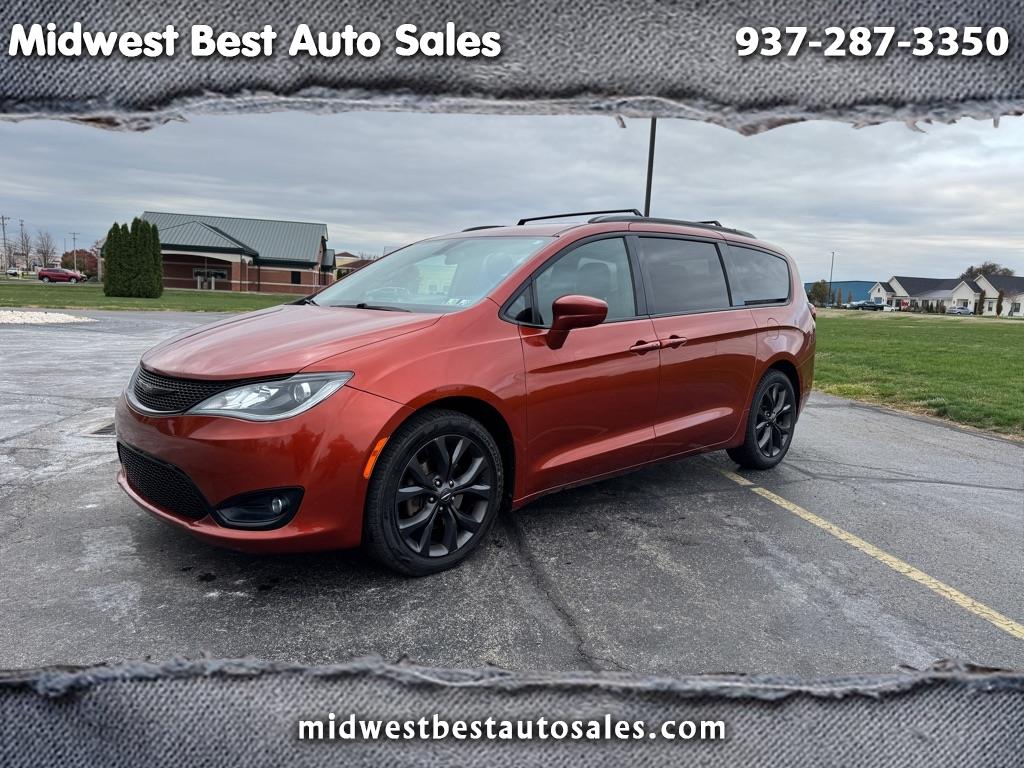 2018 Chrysler Pacifica Touring Plus FWD