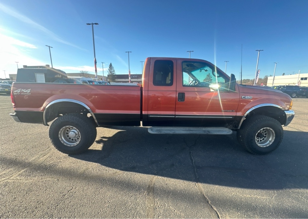 2000 Ford Super Duty F-350 SRW Supercab 142" XL 4WD