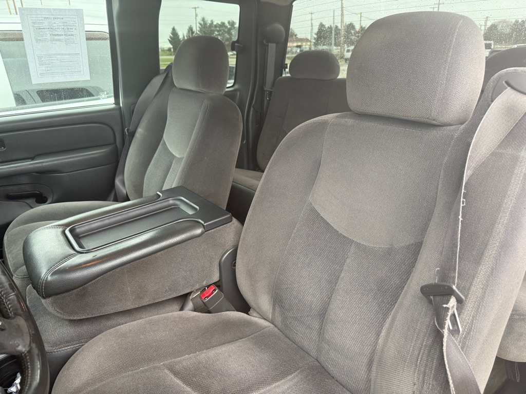 GMC Sierra 2500HD Ext Cab 143.5" WB 4WD SLE 2004