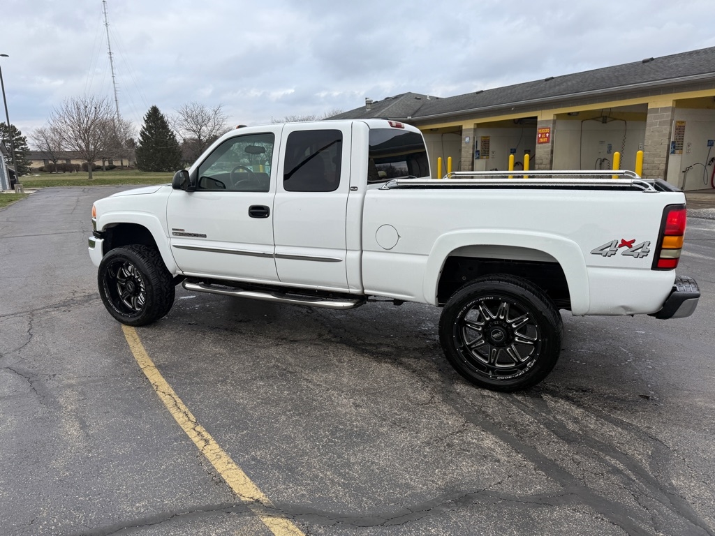 GMC Sierra 2500HD Ext Cab 143.5" WB 4WD SLE 2004