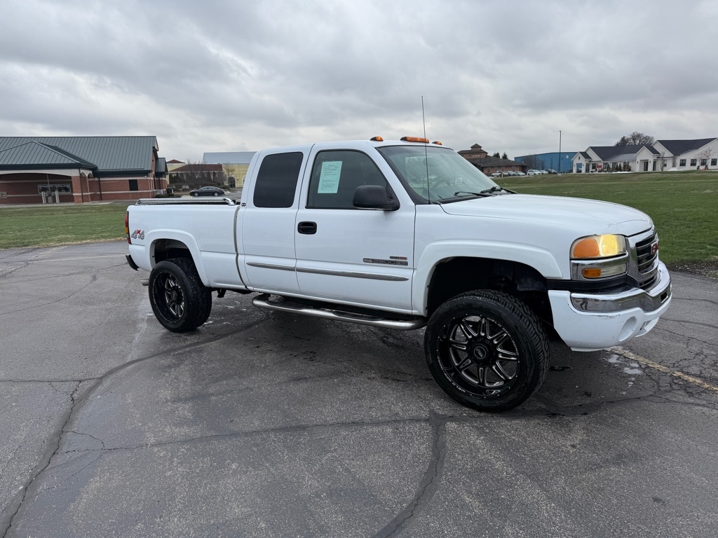 GMC Sierra 2500HD Ext Cab 143.5" WB 4WD SLE 2004