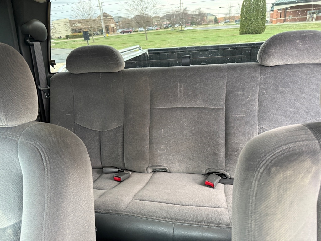 GMC Sierra 2500HD Ext Cab 143.5" WB 4WD SLE 2004