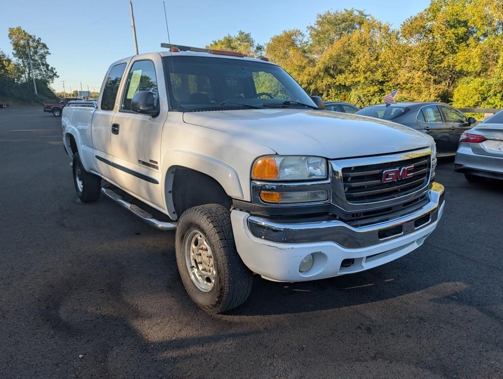 GMC Sierra 2500HD Ext Cab 143.5" WB 4WD SLE 2004
