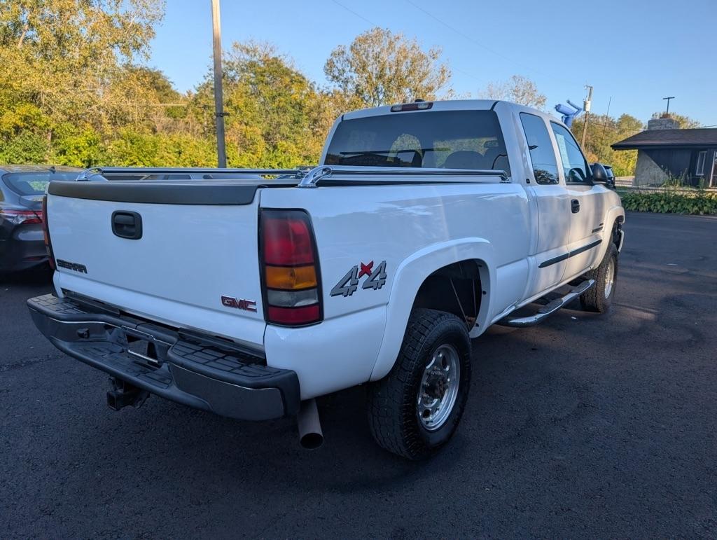 GMC Sierra 2500HD Ext Cab 143.5" WB 4WD SLE 2004