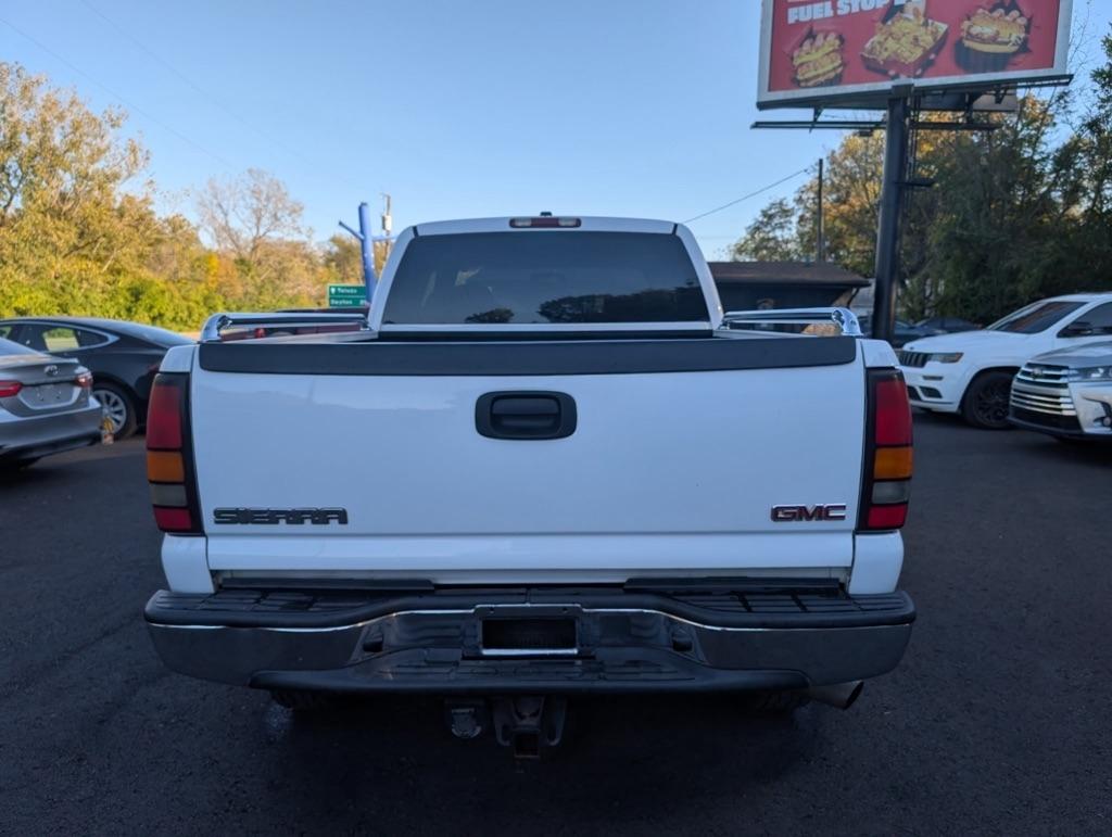 GMC Sierra 2500HD Ext Cab 143.5" WB 4WD SLE 2004