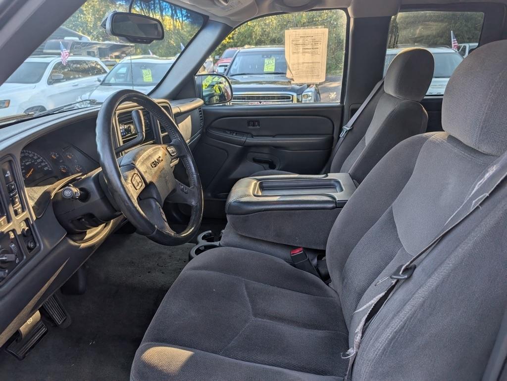 GMC Sierra 2500HD Ext Cab 143.5" WB 4WD SLE 2004