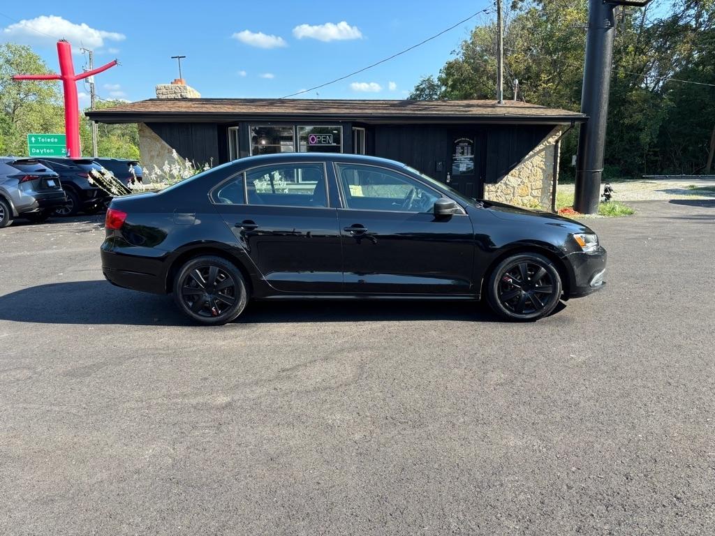 Volkswagen Jetta Sedan 4dr Auto S w/Sunroof 2012