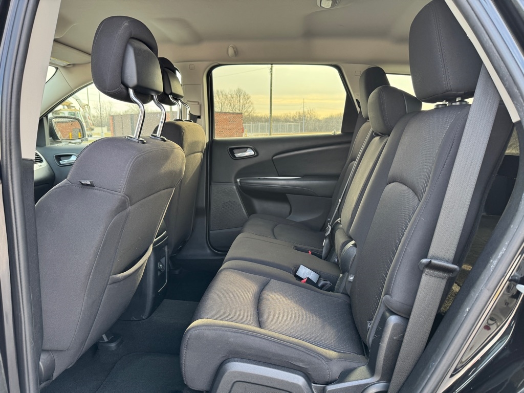 Dodge Journey FWD 4dr SXT 2012