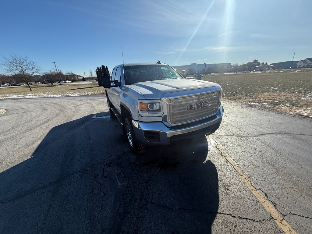 GMC Sierra 2500HD 4WD Double Cab 144.2" SLE 2015