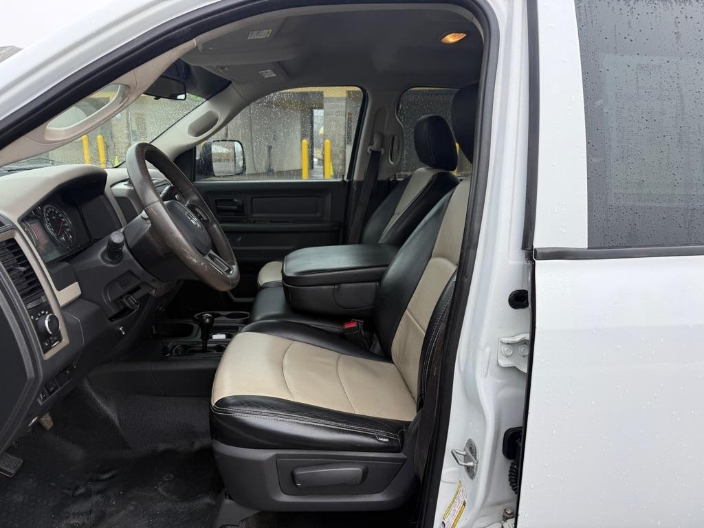 RAM 3500 4WD Crew Cab 169" ST 2012