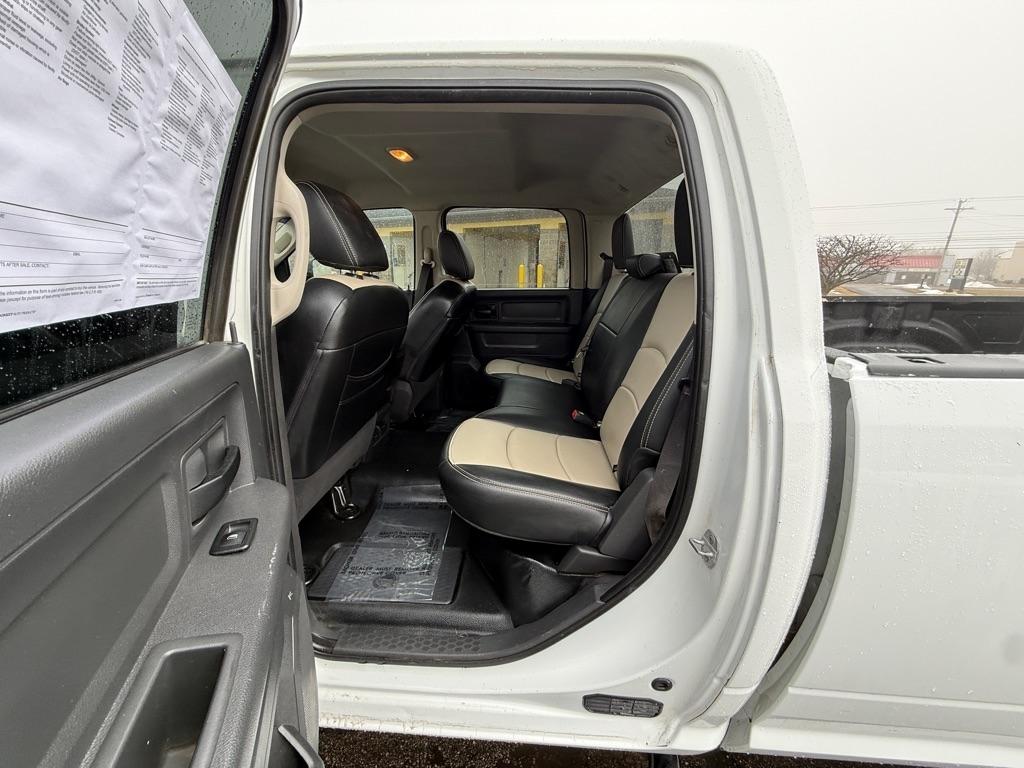 RAM 3500 4WD Crew Cab 169" ST 2012