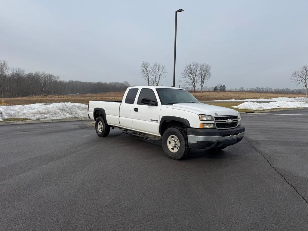 Chevrolet Silverado 2500HD Classic 2WD Ext Cab 157.5" Work Truck 2007