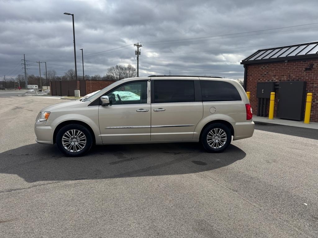 Chrysler Town & Country 4dr Wgn Touring-L 2014