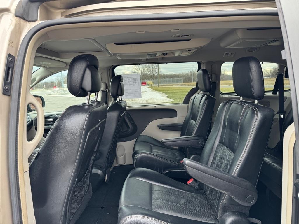 Chrysler Town & Country 4dr Wgn Touring-L 2014