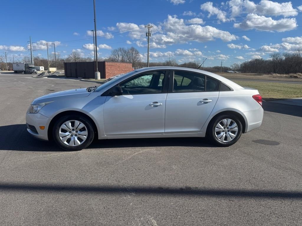 Chevrolet Cruze 4dr Sdn Auto LS 2013