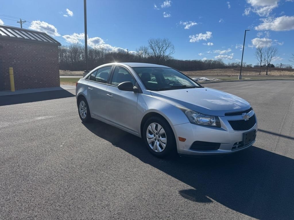 Chevrolet Cruze 4dr Sdn Auto LS 2013