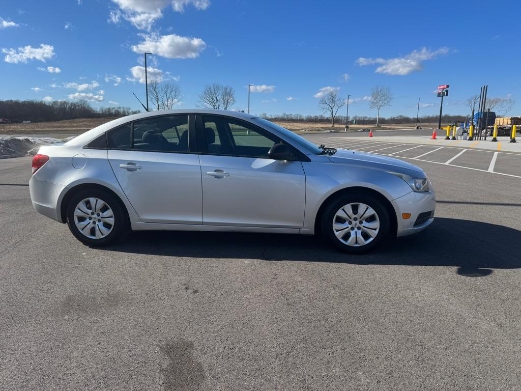 Chevrolet Cruze 4dr Sdn Auto LS 2013