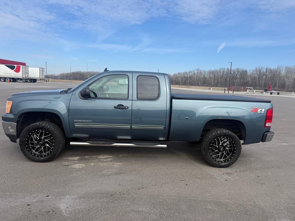 GMC Sierra 1500 4WD Ext Cab 143.5" SLE 2011