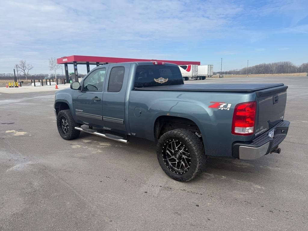 GMC Sierra 1500 4WD Ext Cab 143.5" SLE 2011