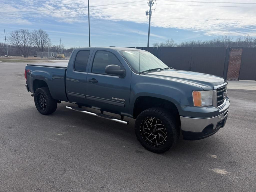 GMC Sierra 1500 4WD Ext Cab 143.5" SLE 2011