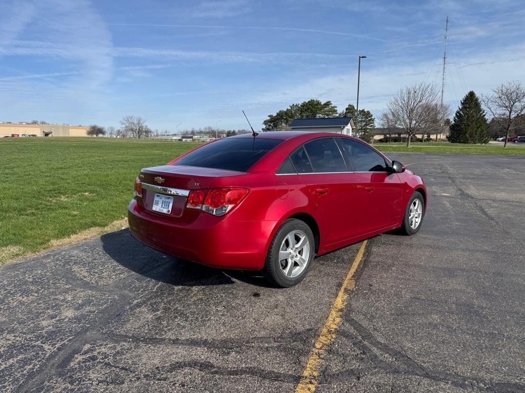 Chevrolet Cruze 4dr Sdn LT w/1FL 2012