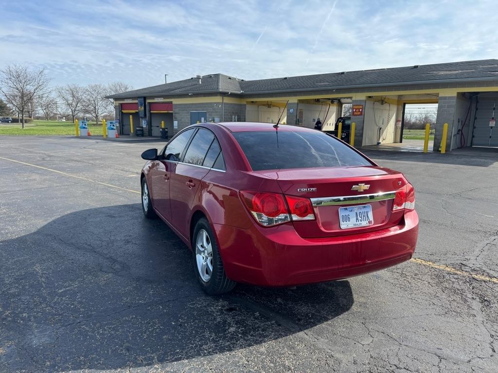 Chevrolet Cruze 4dr Sdn LT w/1FL 2012