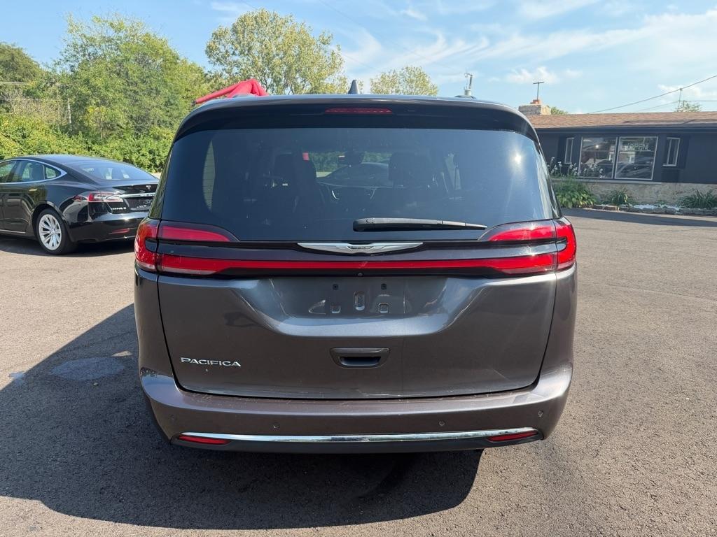 Chrysler Pacifica Touring L FWD 2022