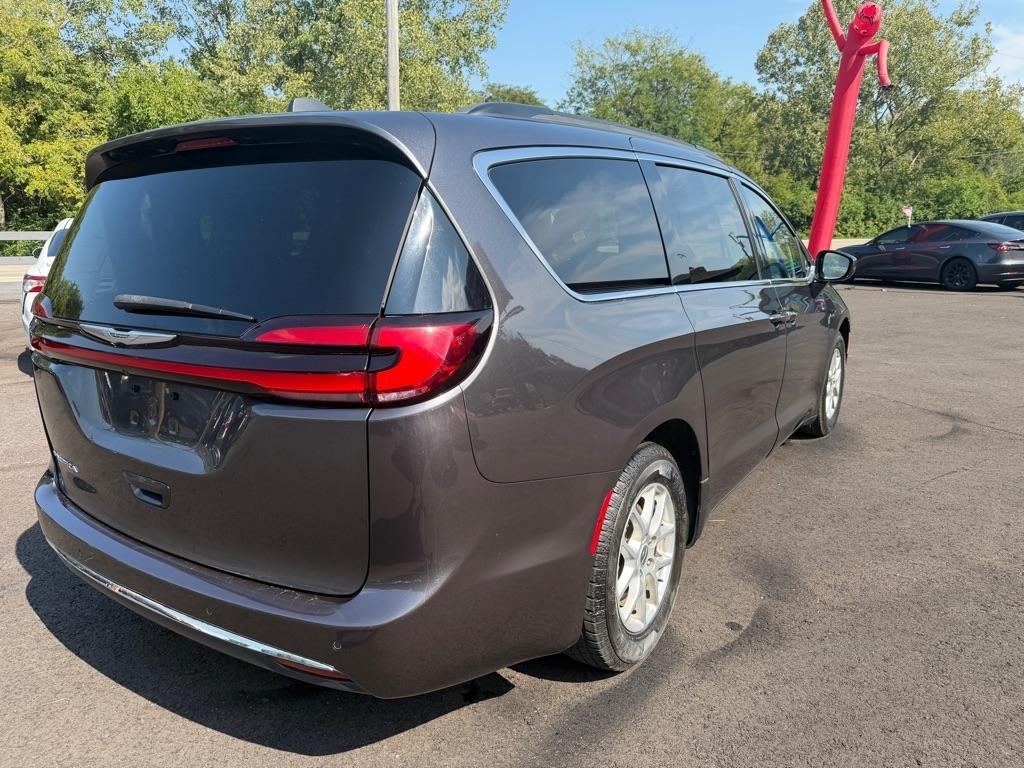 Chrysler Pacifica Touring L FWD 2022