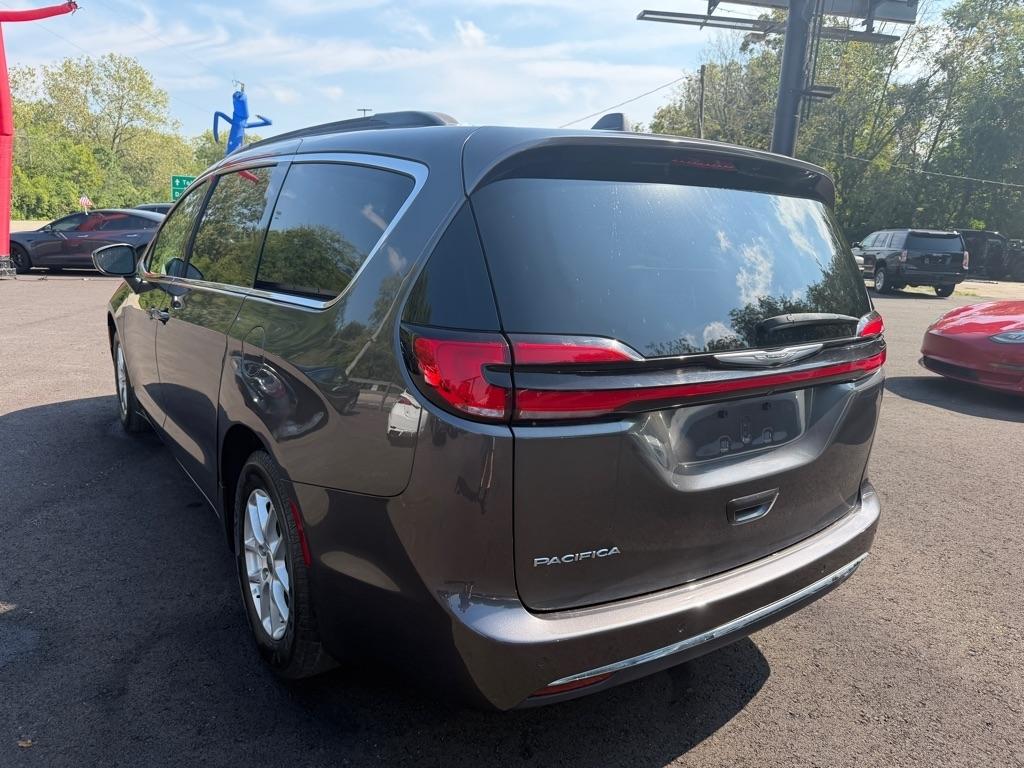 Chrysler Pacifica Touring L FWD 2022