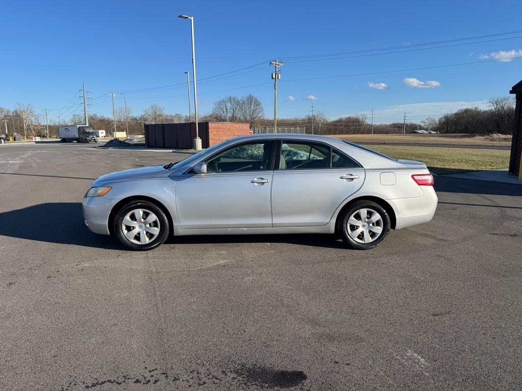 Toyota Camry 4dr Sdn I4 Man (Natl) 2009