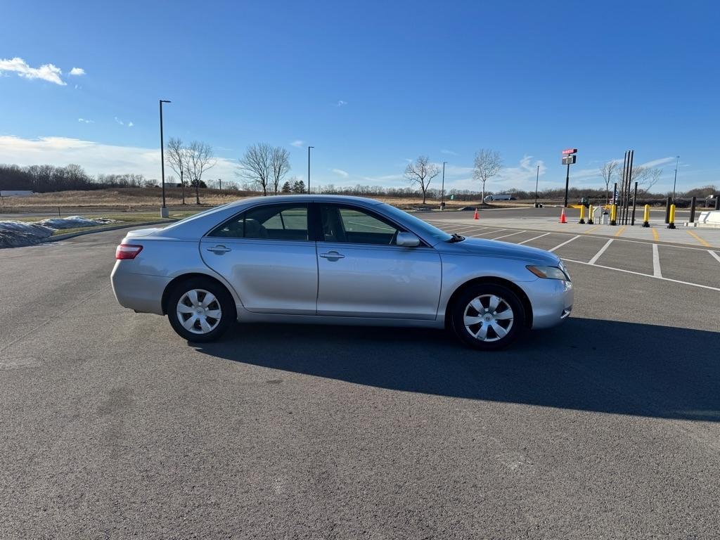 Toyota Camry 4dr Sdn I4 Man (Natl) 2009