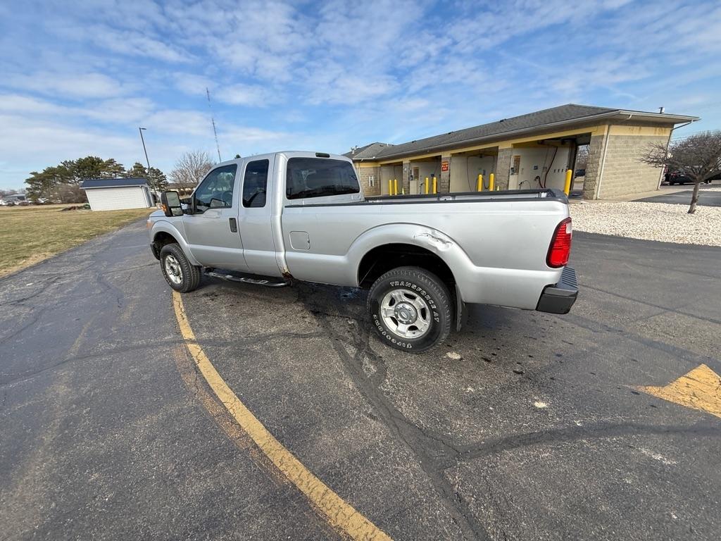 Ford Super Duty F-350 SRW 4WD SuperCab 142" Lariat 2012