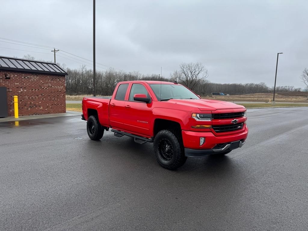 Chevrolet Silverado 1500 4WD Double Cab 143.5" LT w/2LT 2017