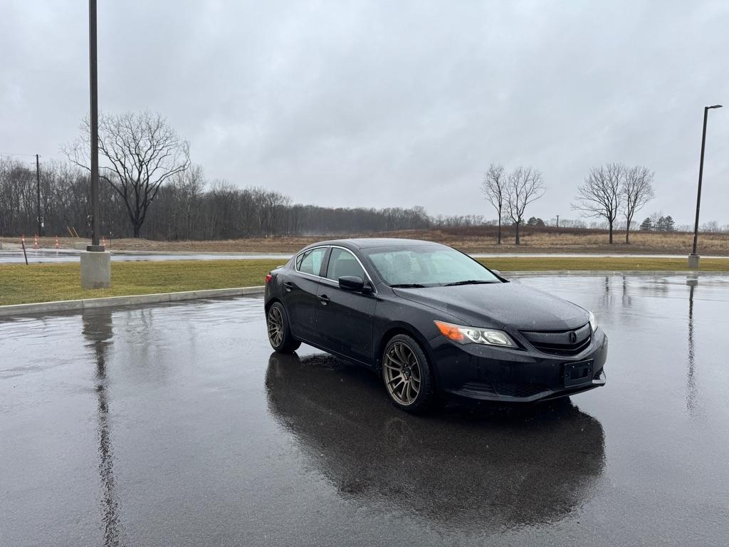 Acura ILX 4dr Sdn 2.0L 2014
