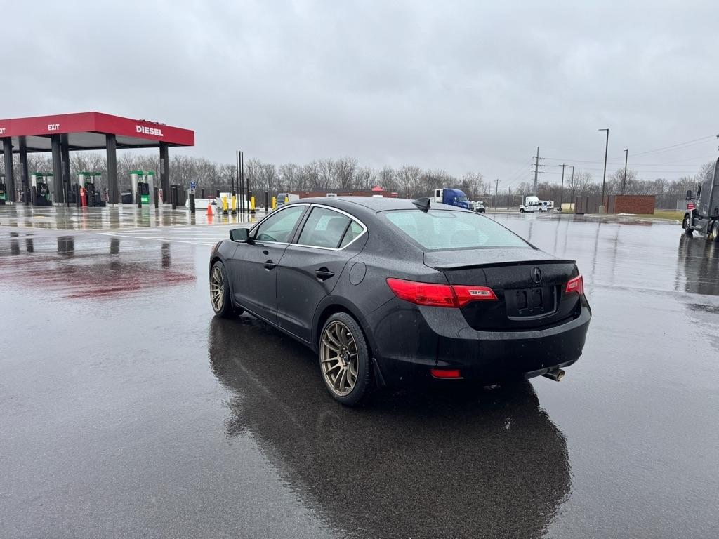 Acura ILX 4dr Sdn 2.0L 2014