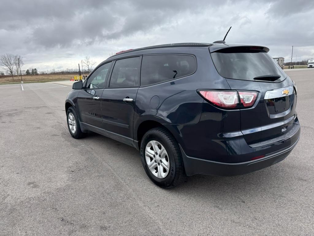 Chevrolet Traverse FWD 4dr LS w/1LS 2017