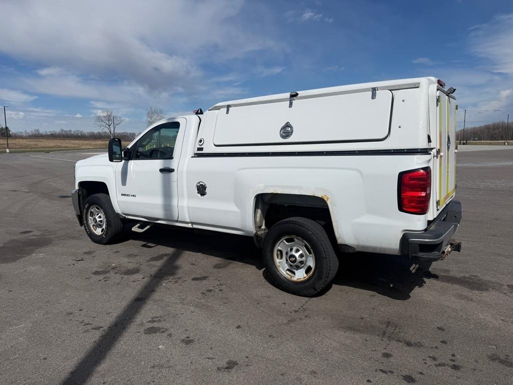 Chevrolet Silverado 2500HD 4WD Reg Cab 133.6" Work Truck 2015