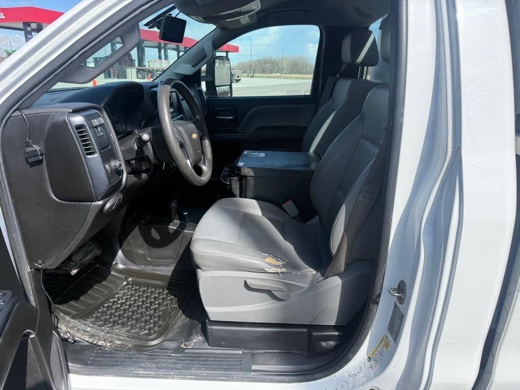 Chevrolet Silverado 2500HD 4WD Reg Cab 133.6" Work Truck 2015