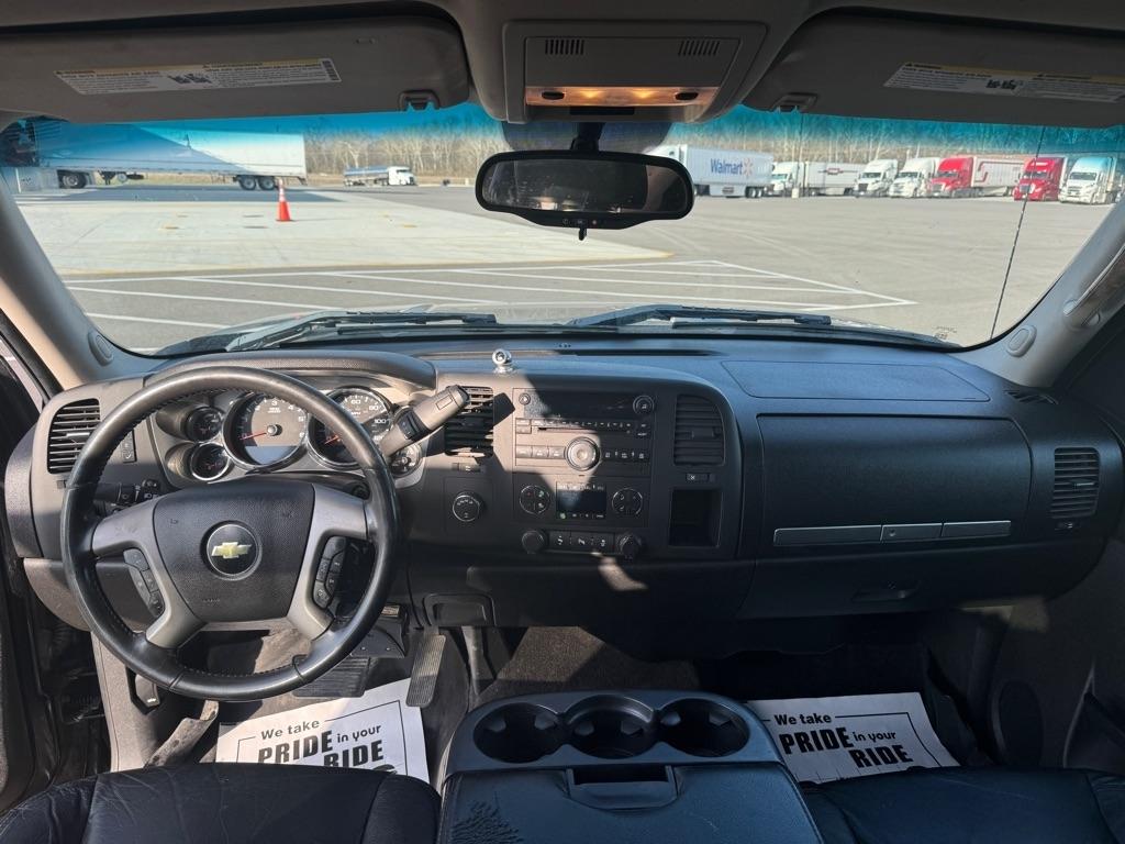 Chevrolet Silverado 1500 4WD Ext Cab 143.5" LT 2012