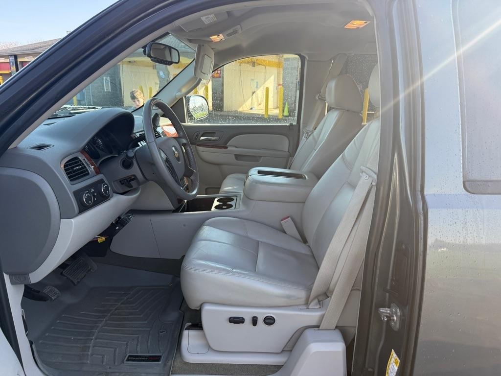 Chevrolet Silverado 1500 4WD Ext Cab 157.5" LTZ 2011