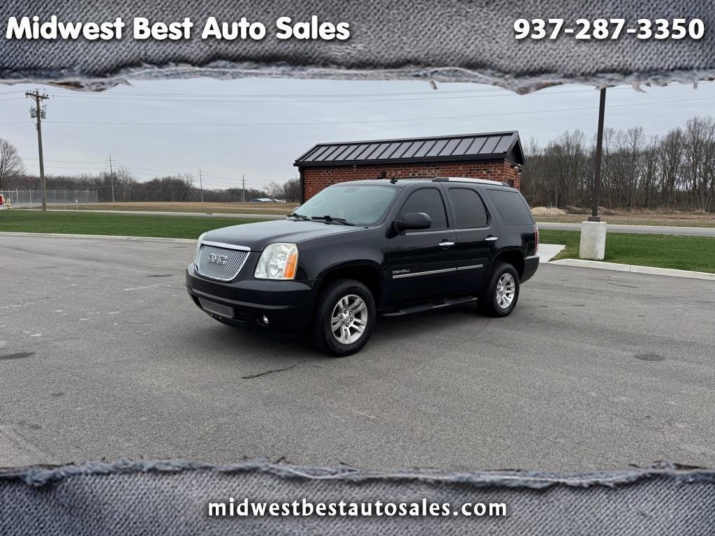 GMC Yukon AWD 4dr 1500 Denali 2011