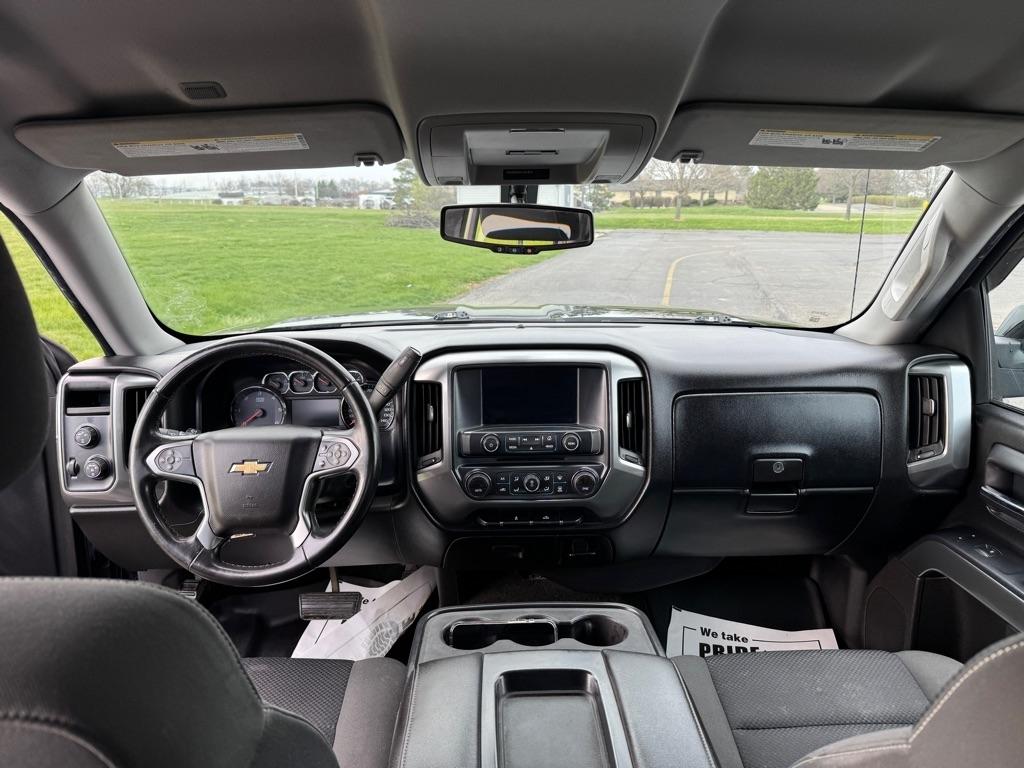 Chevrolet Silverado 1500 4WD Crew Cab 143.5" LT w/1LT 2015
