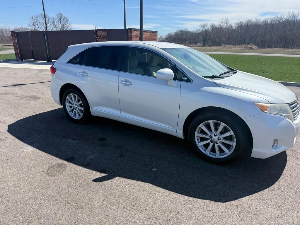 Toyota Venza 4dr Wgn I4 AWD (Natl) 2010