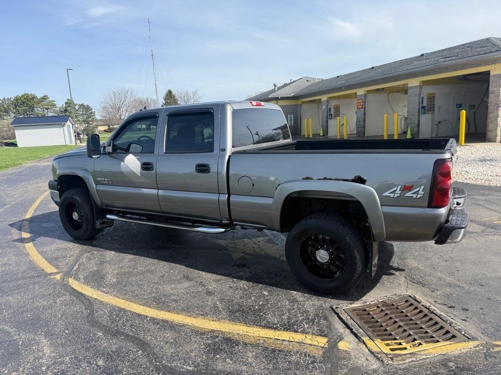 Chevrolet Silverado 2500HD Crew Cab 153" WB 4WD LT3 2006