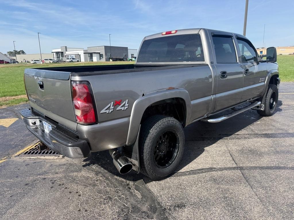 Chevrolet Silverado 2500HD Crew Cab 153" WB 4WD LT3 2006
