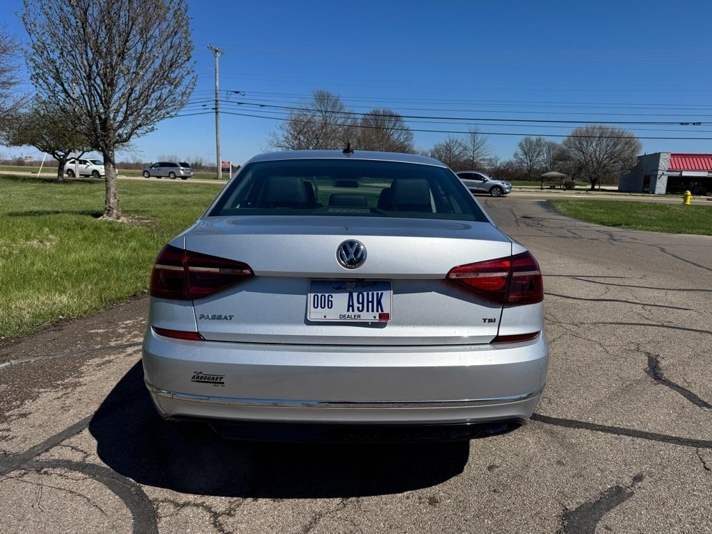 Volkswagen Passat 2.0T S Auto 2018