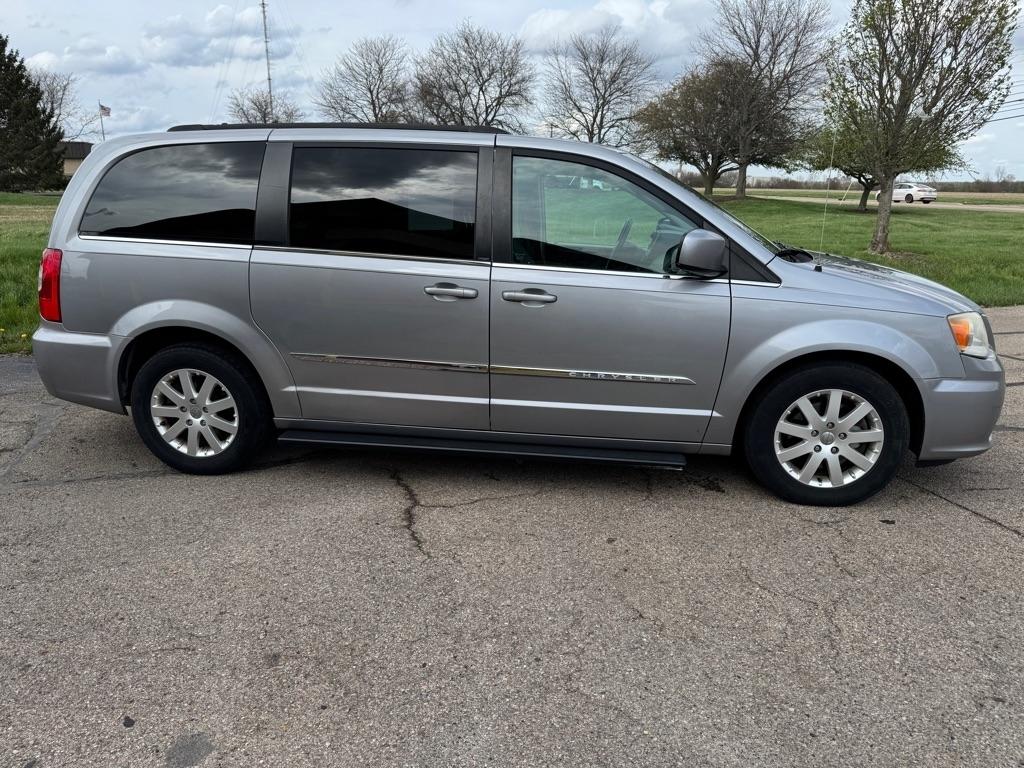Chrysler Town & Country 4dr Wgn Touring 2014