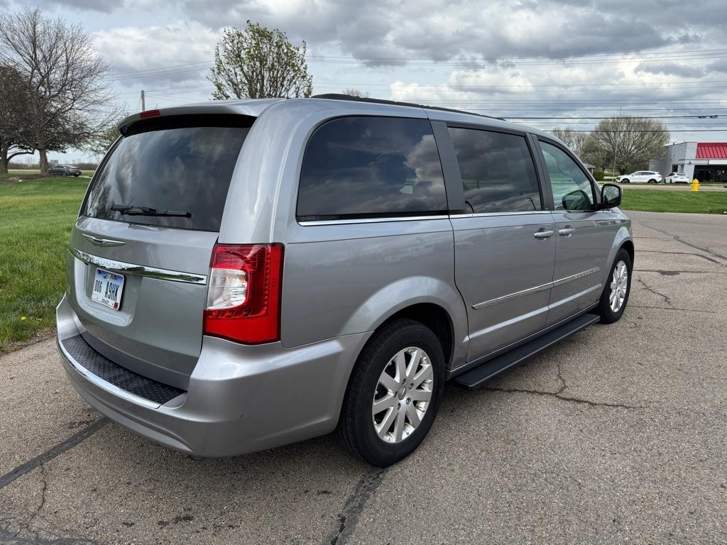 Chrysler Town & Country 4dr Wgn Touring 2014